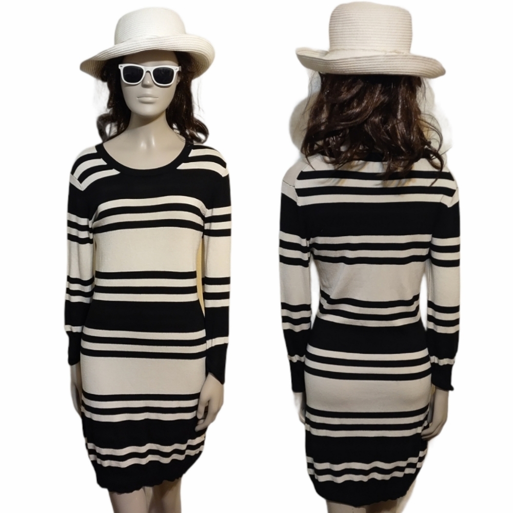 4/$20 • FRENCH CONNECTION • Soft Long Sleeve Bold Striped Dress